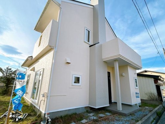 detached 青森県十和田市大字三本木字下平
地図を見る