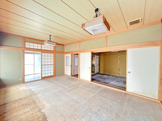detached 青森県弘前市大字八幡町２丁目８-６　プレステージ青山１０５
