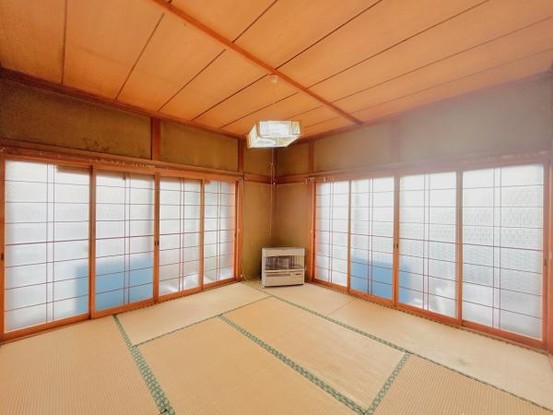 detached 青森県弘前市大字八幡町２丁目８-６　プレステージ青山１０５