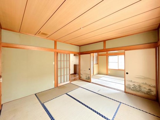 detached 青森県弘前市大字八幡町２丁目８-６　プレステージ青山１０５
