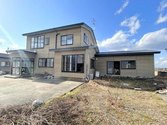 detached 青森県弘前市大字八幡町２丁目８-６　プレステージ青山１０５