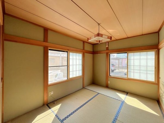 detached 青森県弘前市大字八幡町２丁目８-６　プレステージ青山１０５