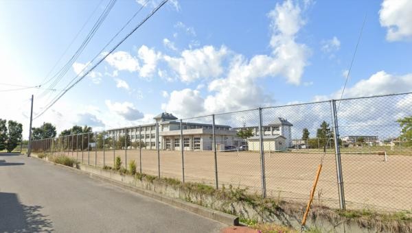 detached 青森県五所川原市みどり町３丁目
地図を見る