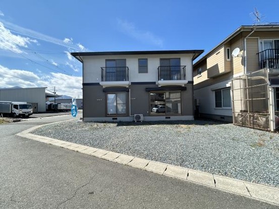 detached 岩手県紫波郡矢巾町大字広宮沢第１０地割
地図を見る