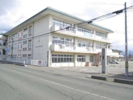 detached 岩手県紫波郡紫波町高水寺字土手
地図を見る