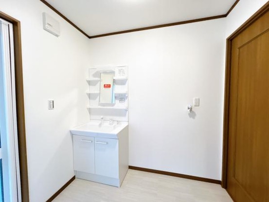 detached 岩手県盛岡市三本柳１０地割56-7　第三ミネルバビル　1階B号室