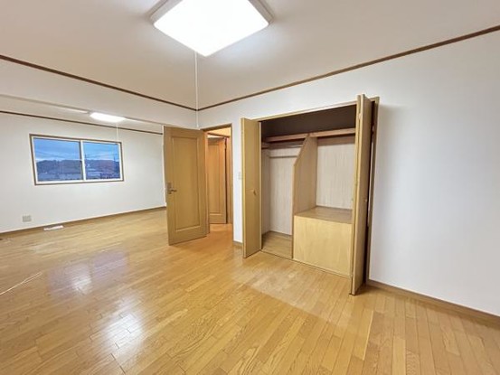 detached 岩手県奥州市江刺岩谷堂字新地野道下
地図を見る