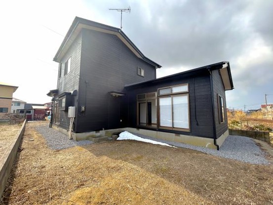detached 秋田県男鹿市船越字八郎谷地
地図を見る