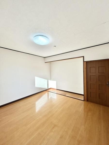 detached 秋田県南秋田郡八郎潟町字中田
地図を見る