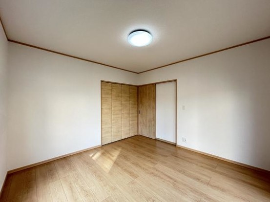 detached 秋田県潟上市飯田川飯塚字塞ノ神
地図を見る