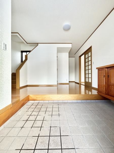 detached 秋田県潟上市昭和豊川槻木字蘭戸下
地図を見る