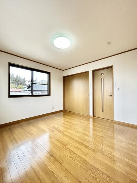 detached 秋田県潟上市昭和豊川槻木字蘭戸下
地図を見る