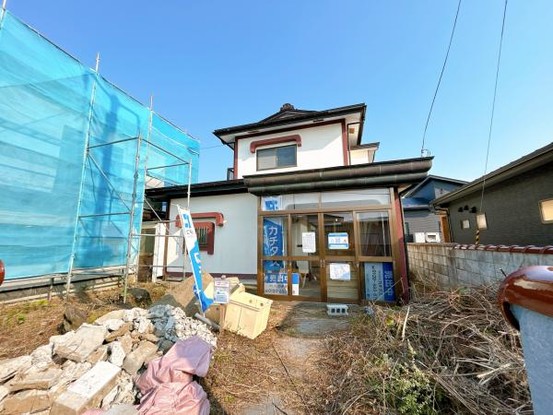 detached 秋田県潟上市天王字下狼縁
地図を見る