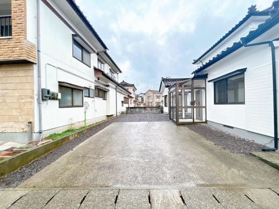 detached 山形県酒田市光ケ丘５丁目
地図を見る