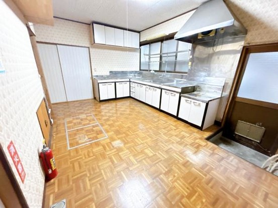 detached 山形県酒田市新橋１丁目
地図を見る