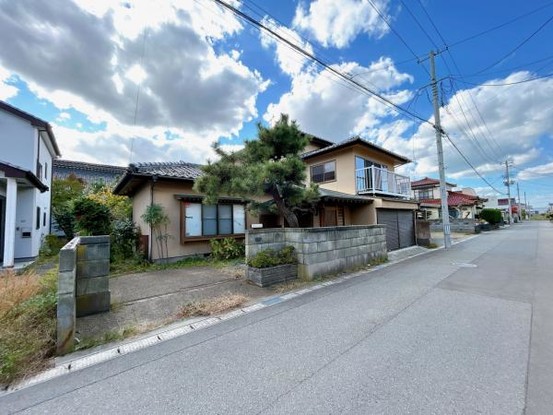 detached 山形県酒田市北新橋１丁目
地図を見る