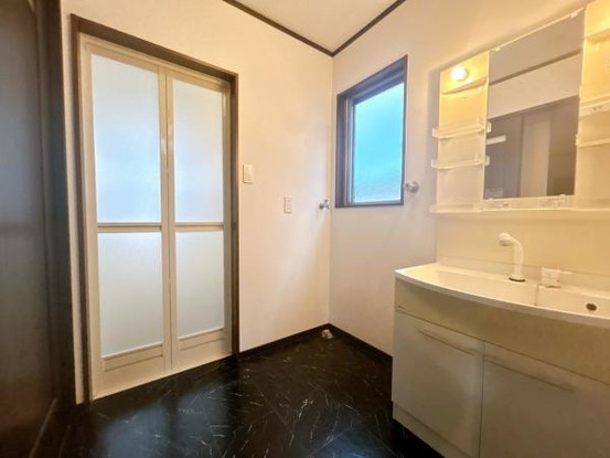 detached 山形県鶴岡市藤の花１丁目
地図を見る