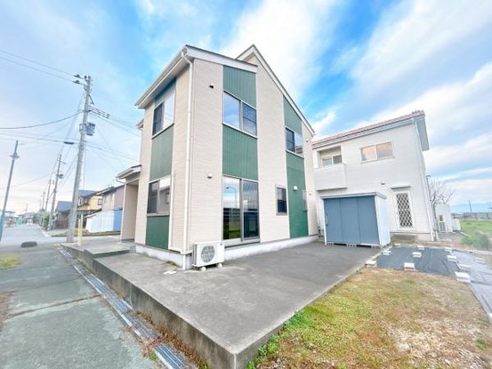 detached 山形県鶴岡市藤の花１丁目
地図を見る