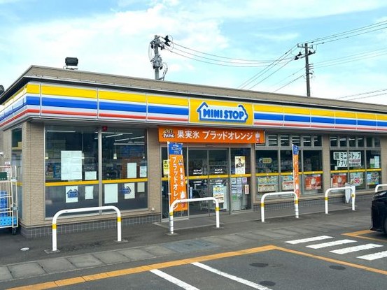 detached 福島県西白河郡泉崎村大字関和久字八雲神社
地図を見る