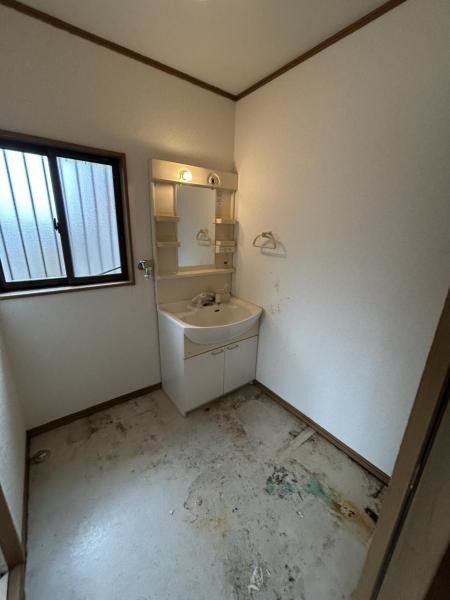 detached 福島県耶麻郡猪苗代町大字磐里字大五百苅
地図を見る