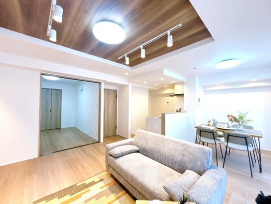 apartment 新潟県新潟市東区新石山２丁目
地図を見る