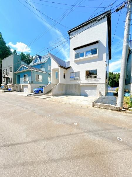 detached 新潟県小千谷市大字小粟田
地図を見る
