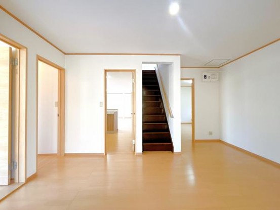 detached 新潟県三島郡出雲崎町大字川西
地図を見る