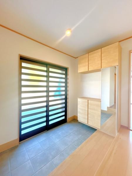 detached 新潟県三島郡出雲崎町大字川西
地図を見る