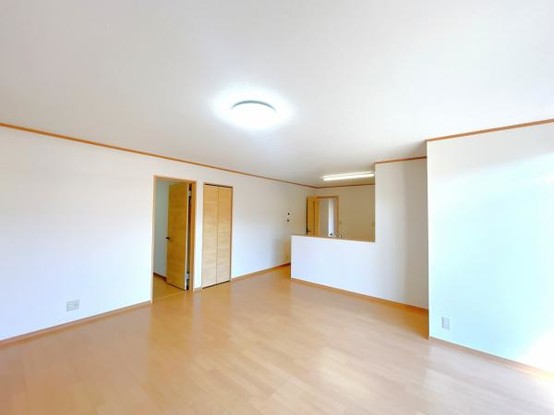 detached 新潟県三島郡出雲崎町大字川西
地図を見る