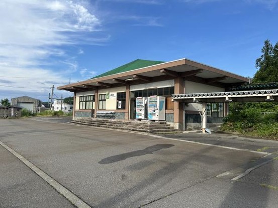detached 新潟県三島郡出雲崎町大字川西
地図を見る
