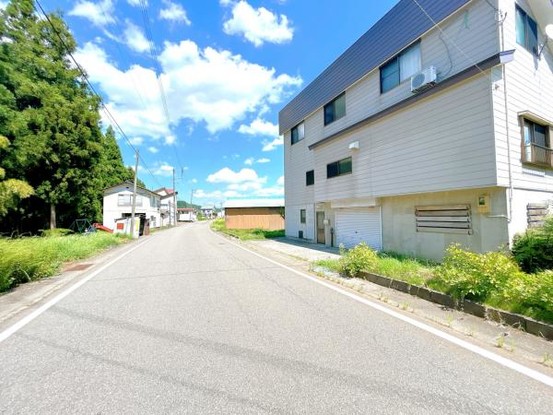 detached 新潟県小千谷市大字川井
地図を見る