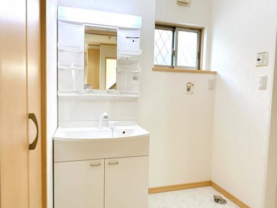 detached 茨城県水戸市石川１丁目
地図を見る