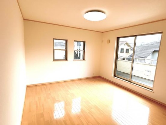 detached 茨城県水戸市石川１丁目
地図を見る