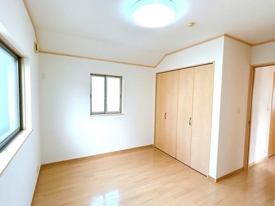 detached 茨城県水戸市石川１丁目
地図を見る