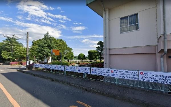 detached 茨城県小美玉市西郷地
地図を見る