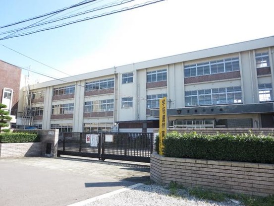 detached 群馬県みどり市笠懸町鹿
地図を見る