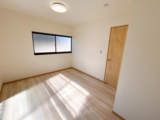 detached 栃木県小山市城北５丁目15-11 峯ビル 1階