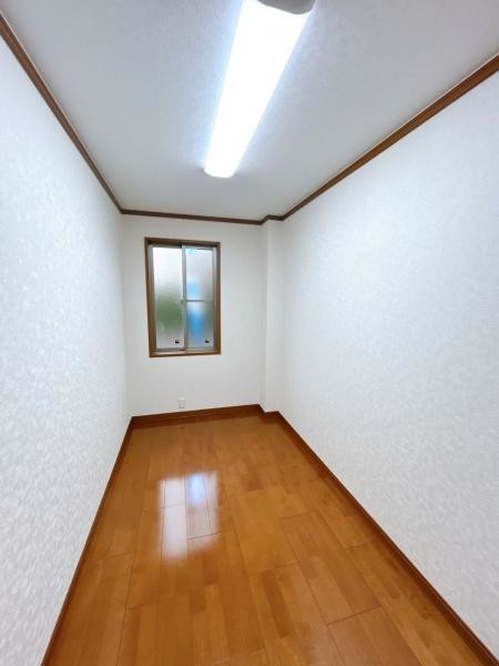 detached 栃木県小山市城北５丁目15-11 峯ビル 1階