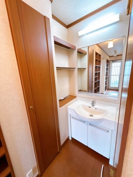 detached 栃木県小山市城北５丁目15-11 峯ビル 1階