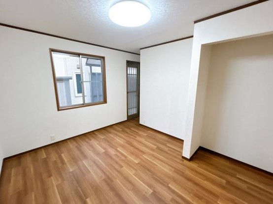 detached 栃木県小山市城北５丁目15-11 峯ビル 1階