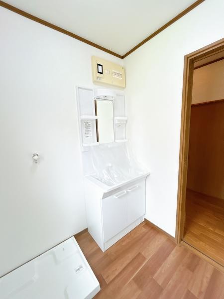 detached 栃木県小山市城北５丁目15-11 峯ビル 1階
