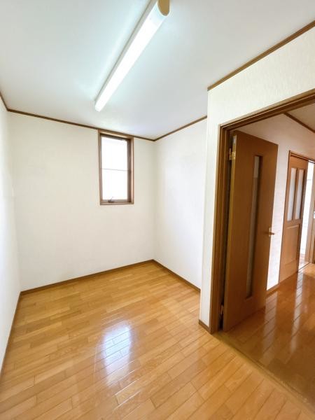 detached 栃木県小山市城北５丁目15-11 峯ビル 1階