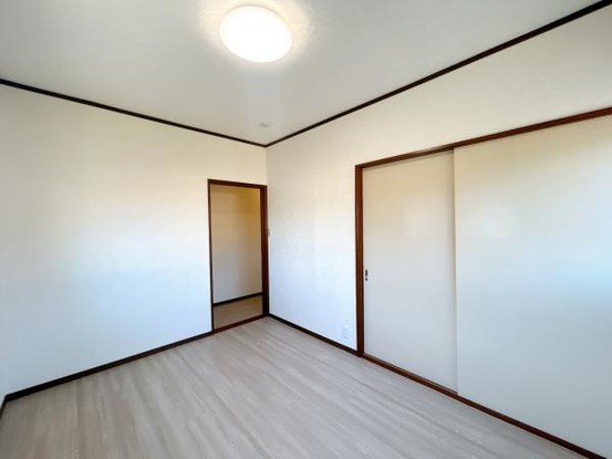 detached 栃木県小山市城北５丁目15-11 峯ビル 1階