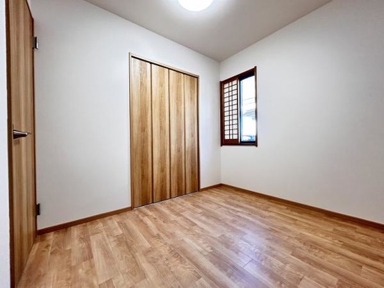 detached 栃木県小山市城北５丁目15-11 峯ビル 1階