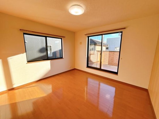 detached 栃木県小山市城北５丁目15-11 峯ビル 1階