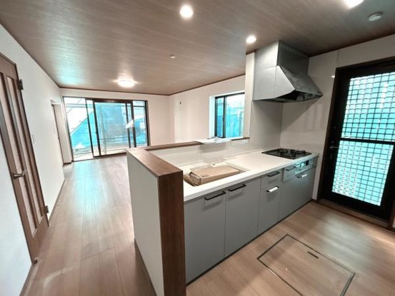 detached 栃木県小山市城北５丁目15-11 峯ビル 1階