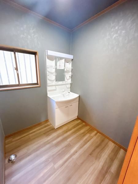 detached 栃木県小山市城北５丁目15-11 峯ビル 1階