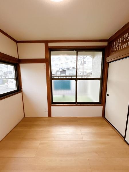 detached 栃木県小山市城北５丁目15-11 峯ビル 1階