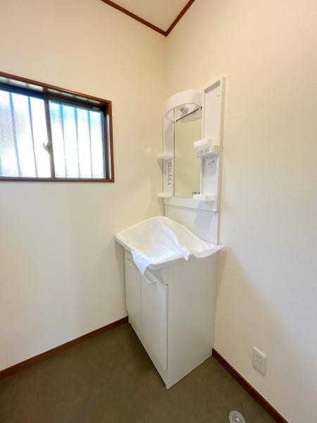 detached 栃木県小山市城北５丁目15-11 峯ビル 1階