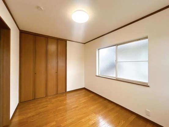 detached 栃木県小山市城北５丁目15-11 峯ビル 1階